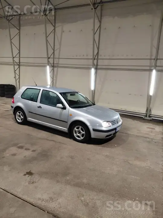 Volkswagen Golf 4 1998 photo 2
