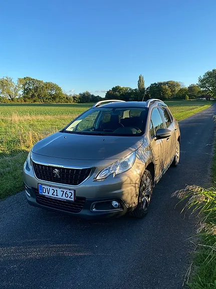 Peugeot 2008 2017 photo 2