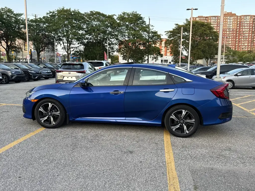 Honda Civic 2018 photo 5