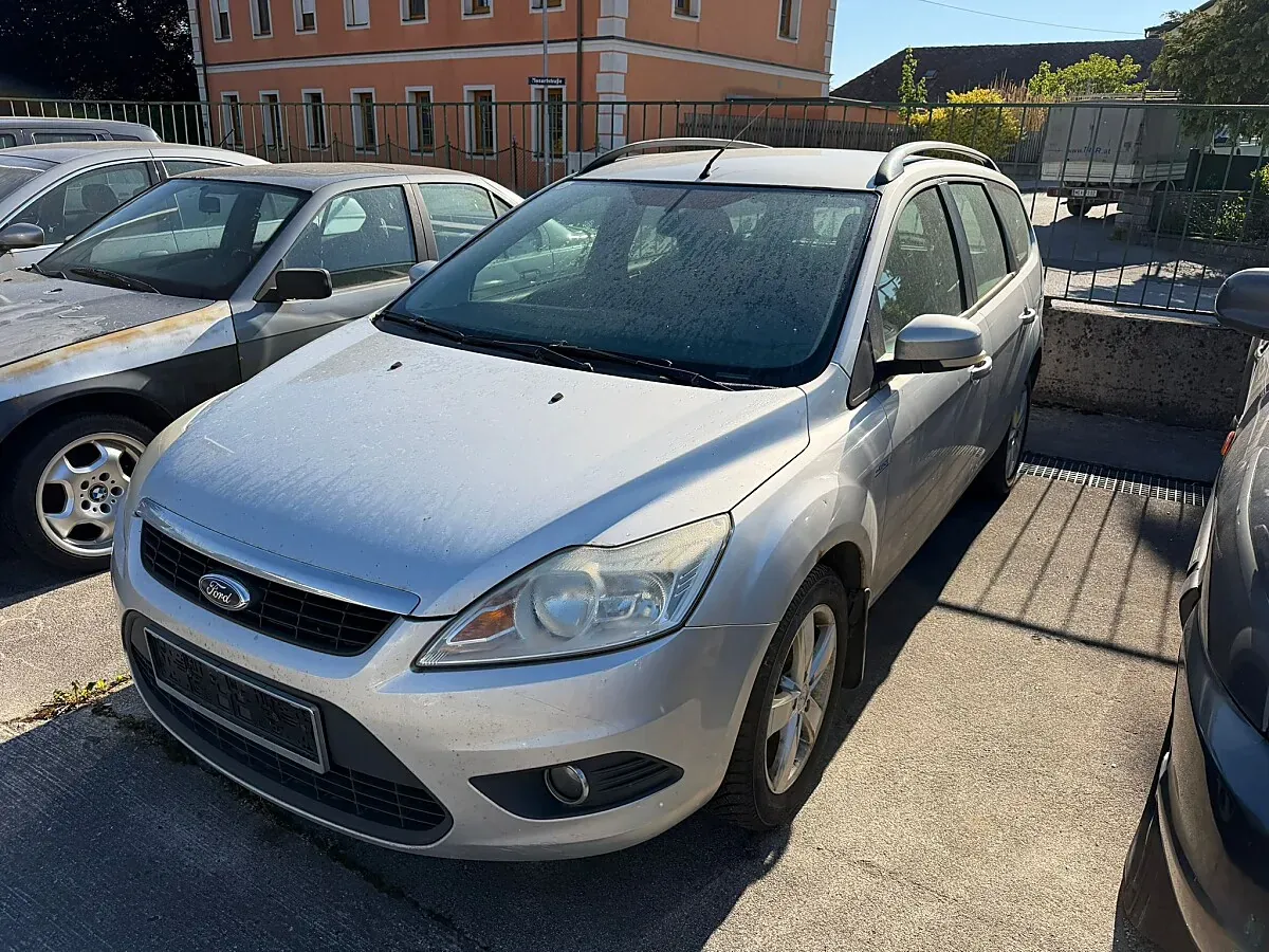 Ford Focus 2011 photo 2