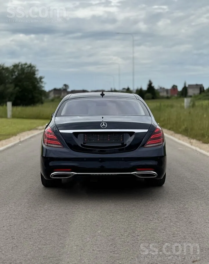 Mercedes-Benz S 560 2019 photo 2