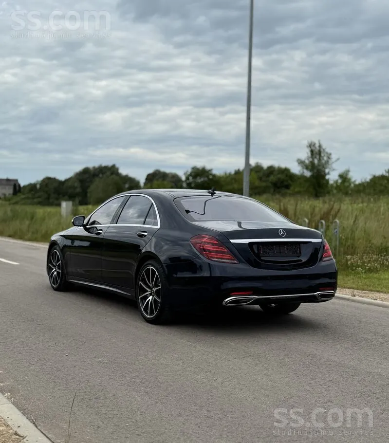 Mercedes-Benz S 560