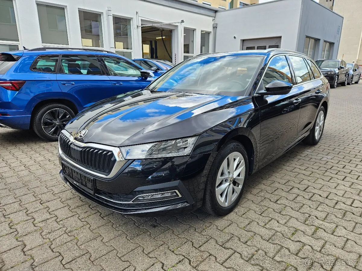 Skoda Octavia 2023 photo 3