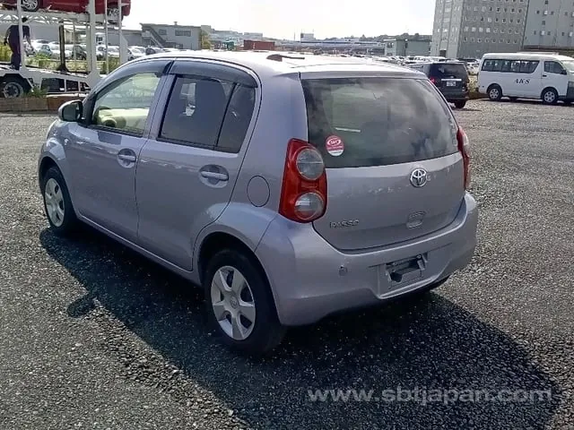 Toyota Passo X 2012 photo 3