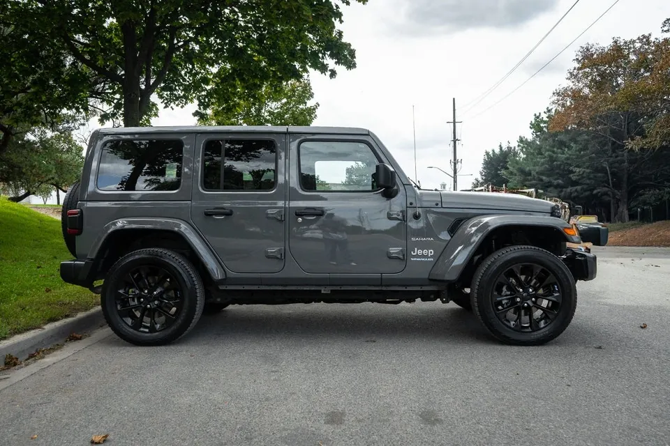 Jeep Wrangler 2023 photo 4