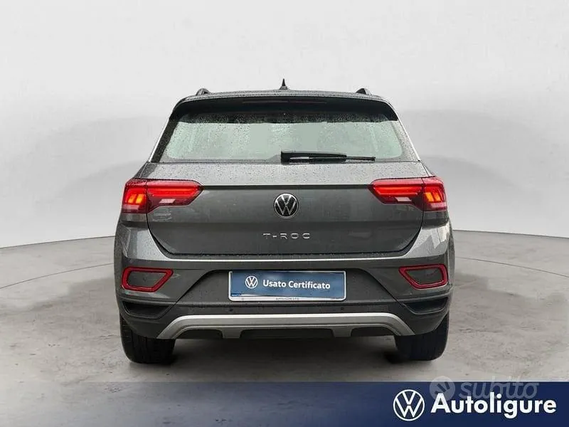 Volkswagen T-Roc 2023 photo 4