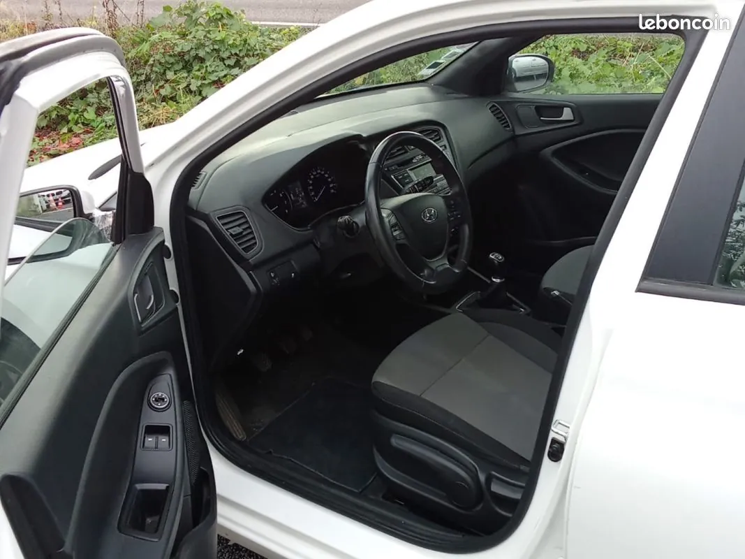 Hyundai I20 2017 photo 5