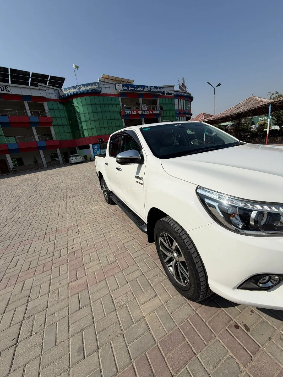 Toyota Hilux