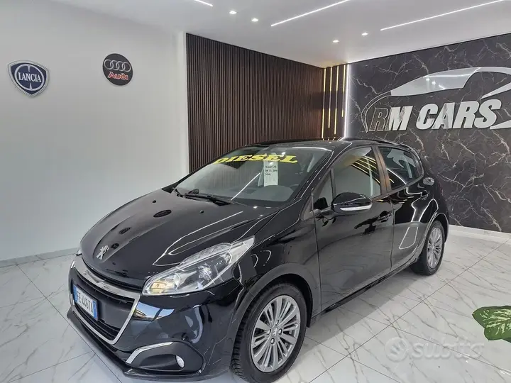 Peugeot 208 2016 photo 3
