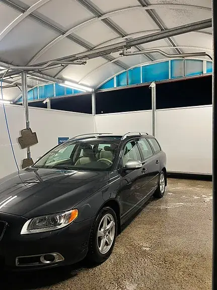 Volvo V70 2009 photo 2