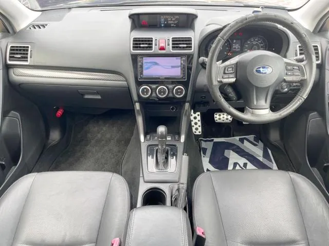Subaru Forester 2015 photo 2