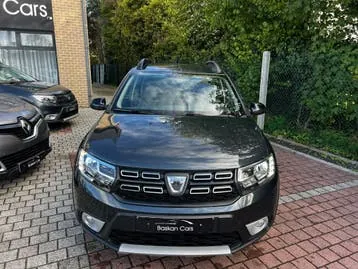 Dacia Sandero 2018 photo 2