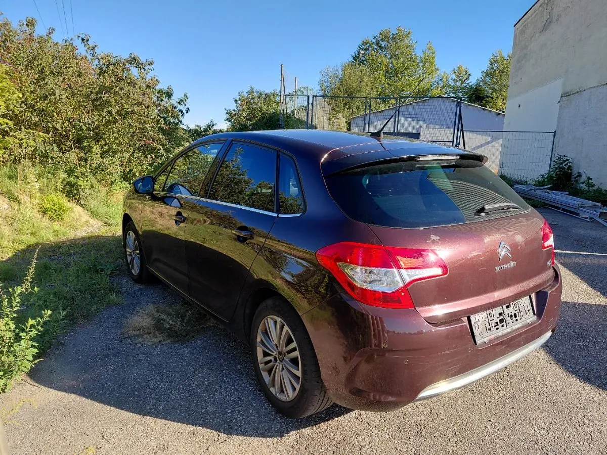 Citroen C4 2011 photo 3