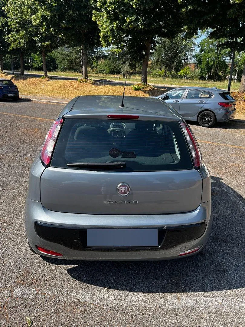 Fiat Punto 2011 photo 5
