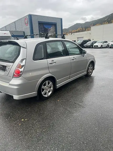 Suzuki Liana 2008 photo 4
