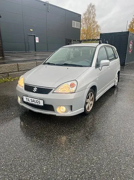 Suzuki Liana