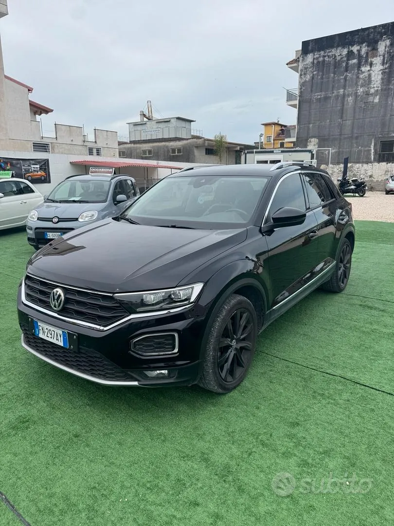 Volkswagen T-Roc 2018 photo 2
