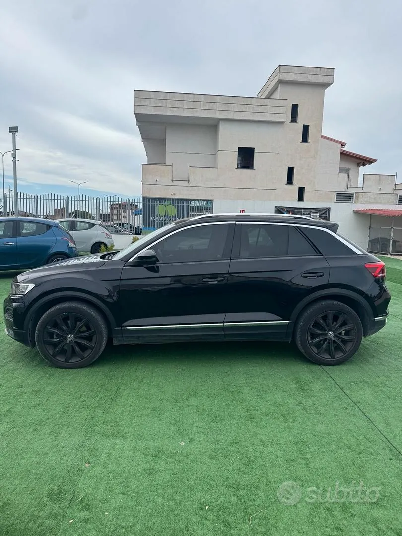 Volkswagen T-Roc 2018 photo 3