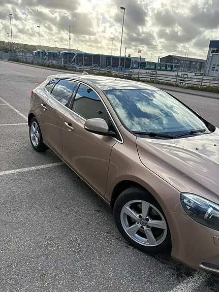 Volvo V40 2014 photo 3