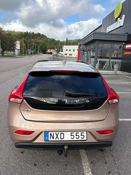 Volvo V40 2014 photo 2