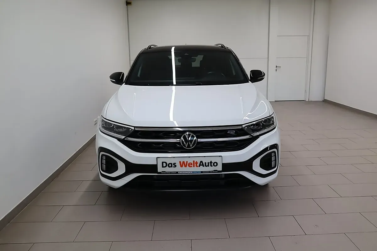 Volkswagen T-Roc 2023 photo 2