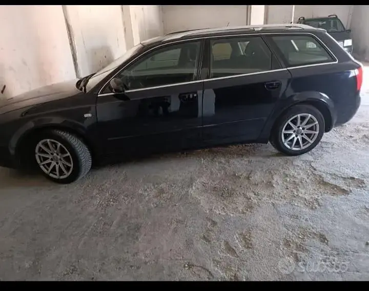 Audi A4 Avant 2003 photo 5