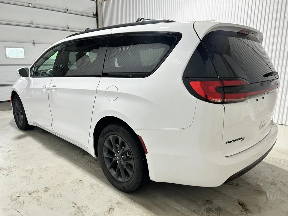 Chrysler Pacifica 2022 photo 5
