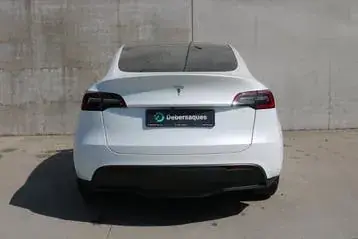 Tesla Model Y 2023 photo 4
