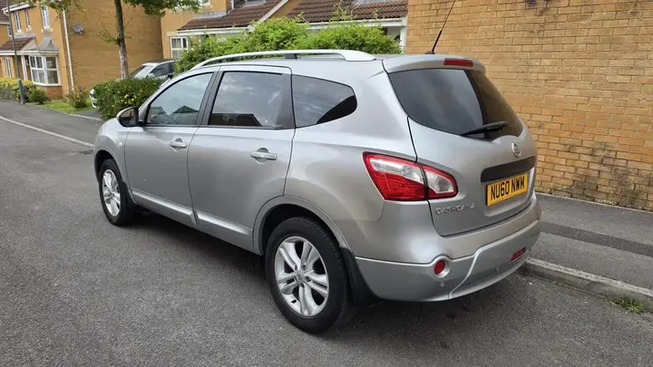 Nissan Qashqai 2010 photo 4