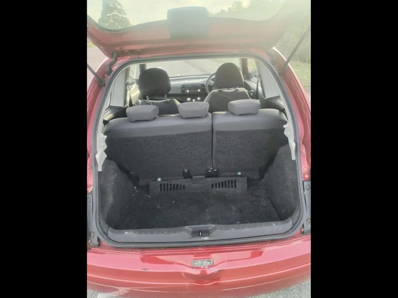 Nissan Micra 2006 photo 5