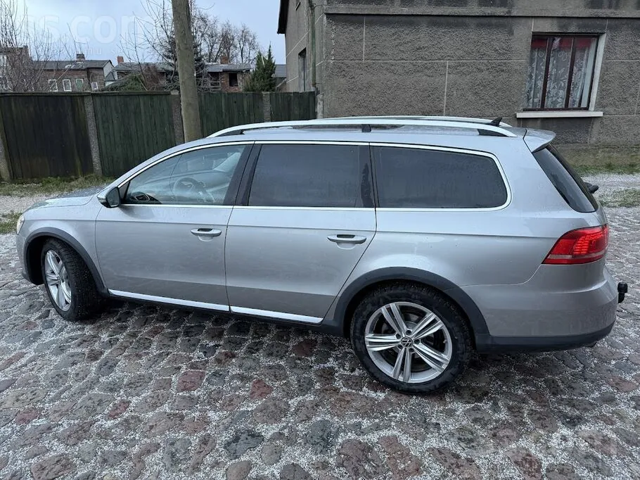 Volkswagen Passat Alltrack 2012 photo 4