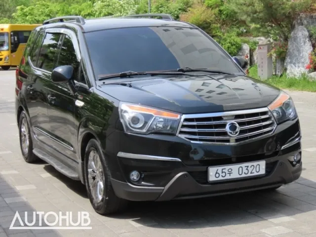 KG Mobility Korando 2015 photo 2