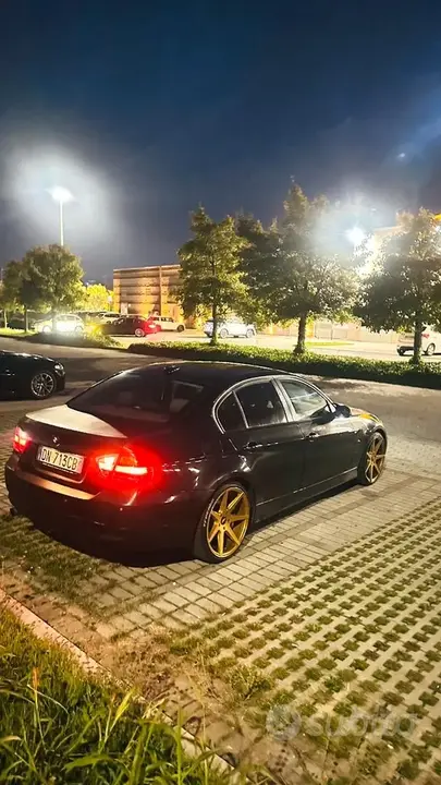 BMW 320D 2008 photo 4