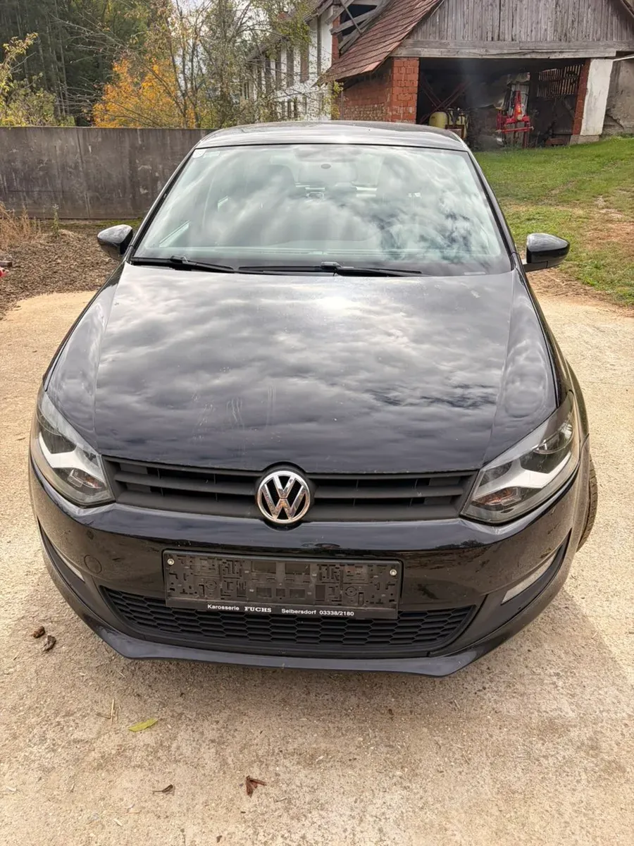 Volkswagen Polo 2010 photo 3