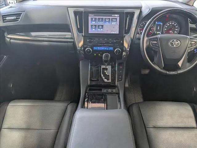 Toyota Alphard 2020 photo 3
