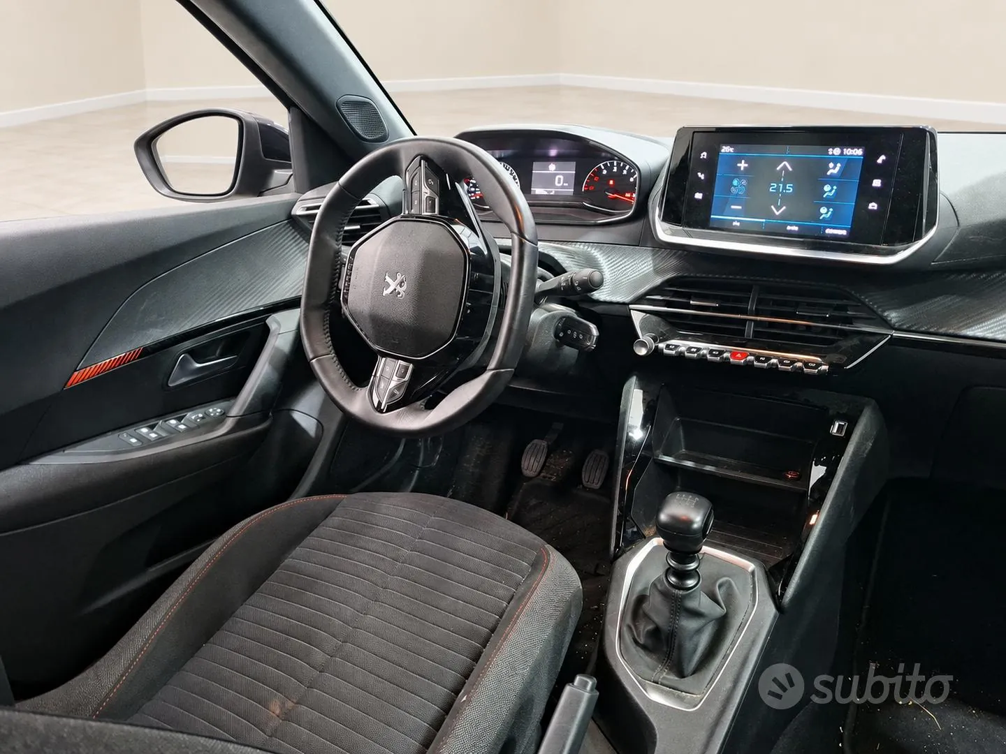Peugeot 2008 2023 photo 3