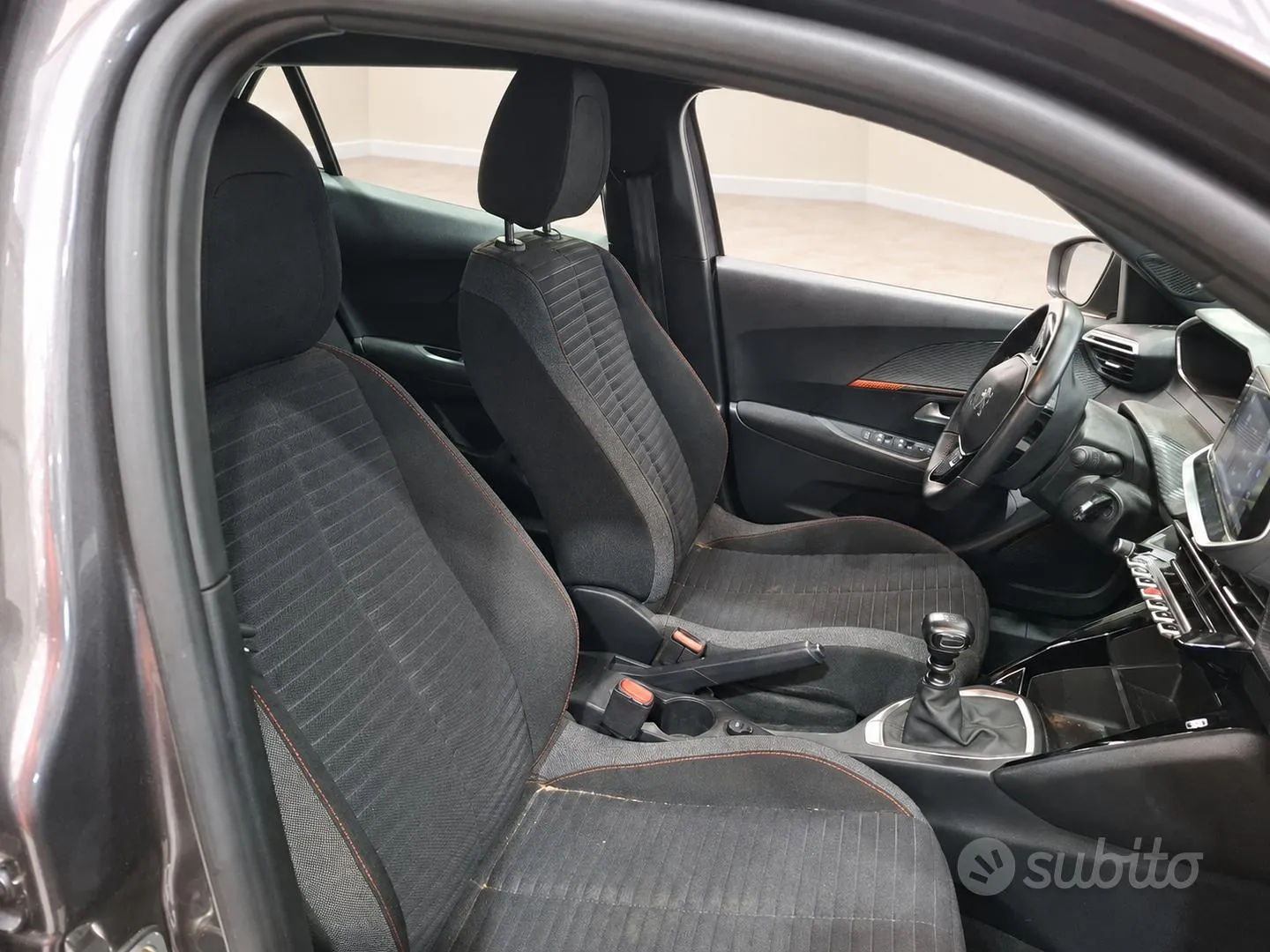 Peugeot 2008 2023 photo 4