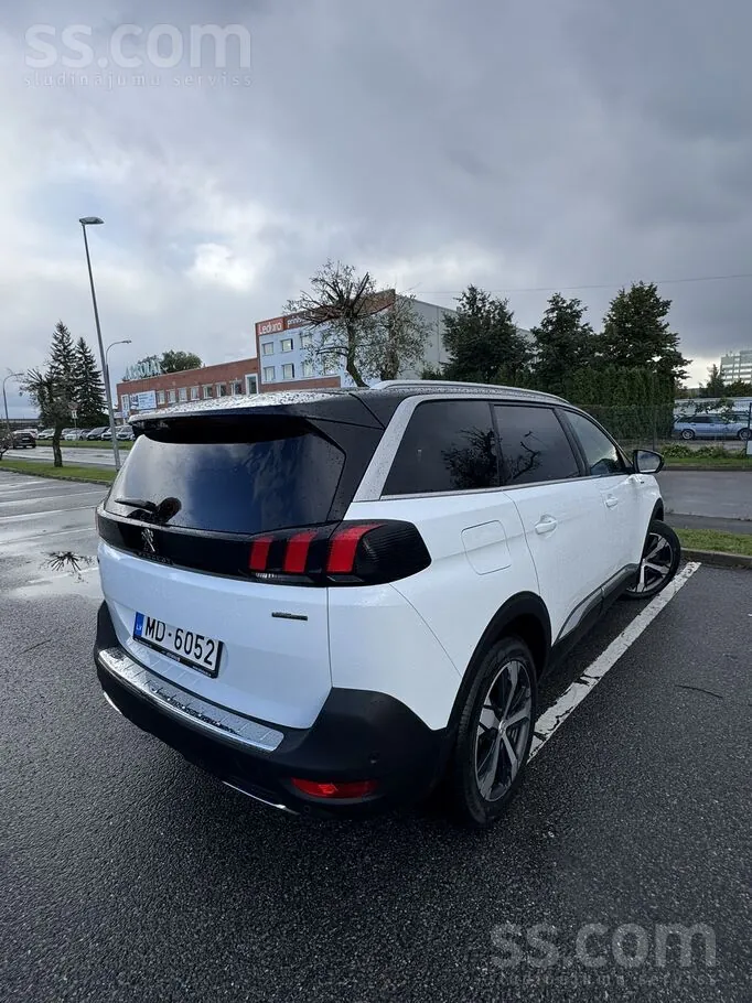 Peugeot 5008 2018 photo 5
