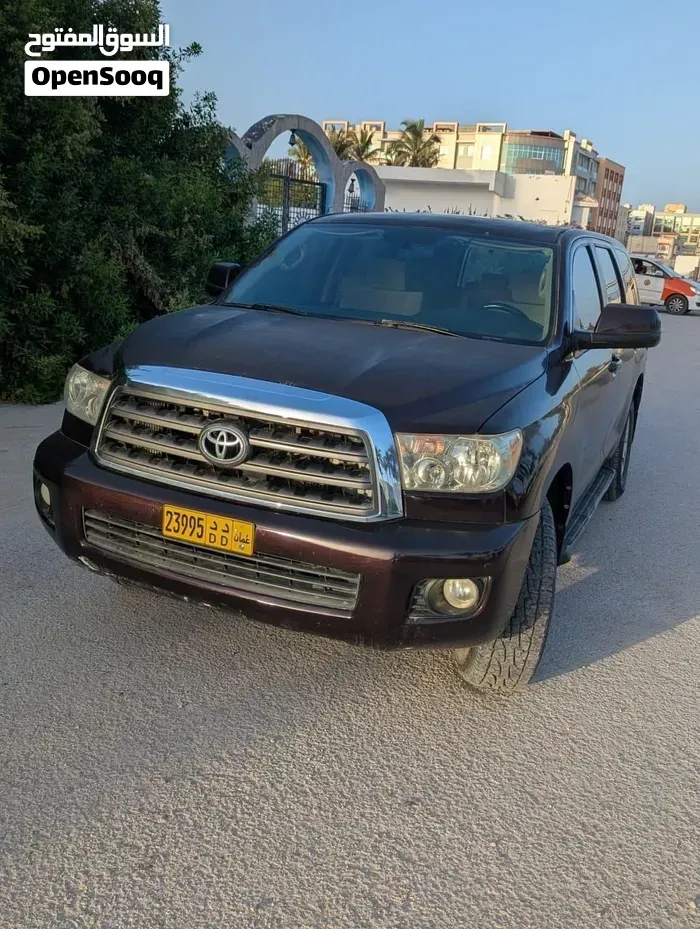 Toyota Sequoia 2012 photo 4