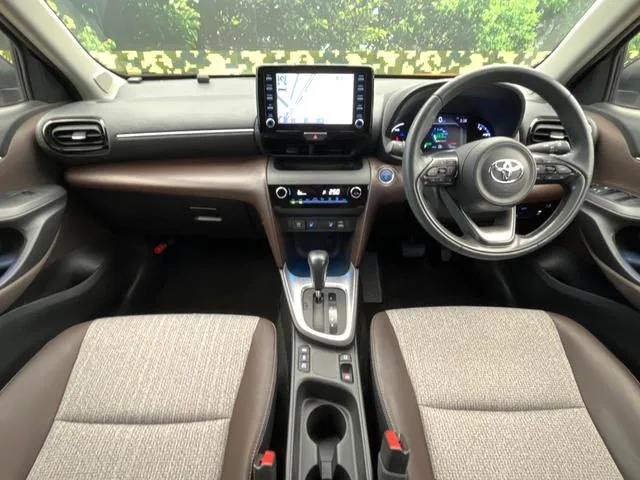 Toyota Yaris Cross Hybrid Z 2021 photo 2