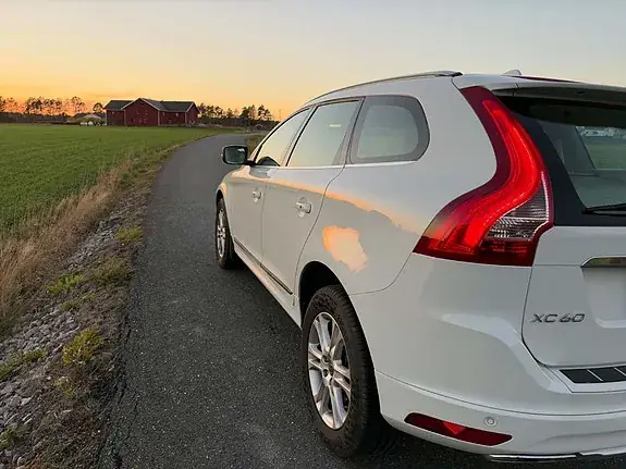 Volvo Xc60 2015 photo 4