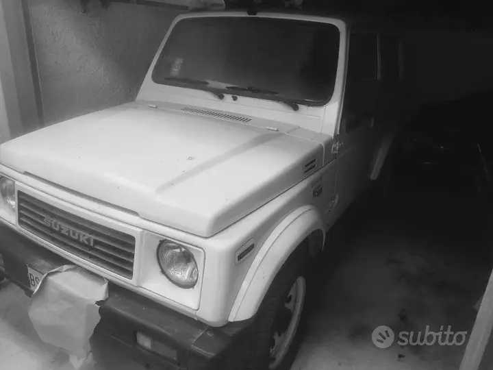 Suzuki Samurai 1991 photo 2