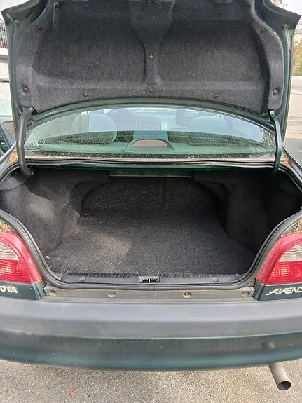 Toyota Avensis 1998 photo 5