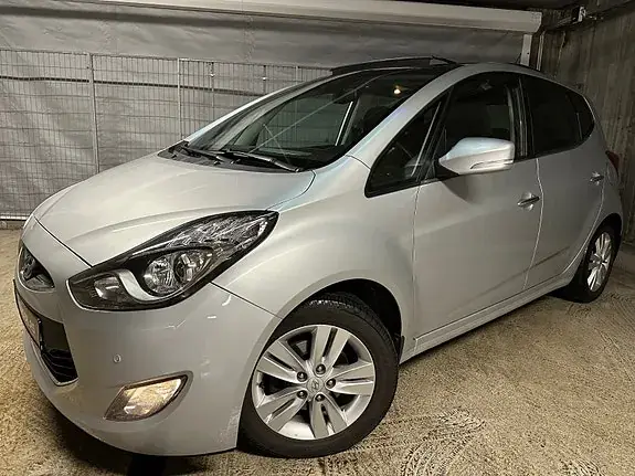 Hyundai Ix20 2011 photo 2