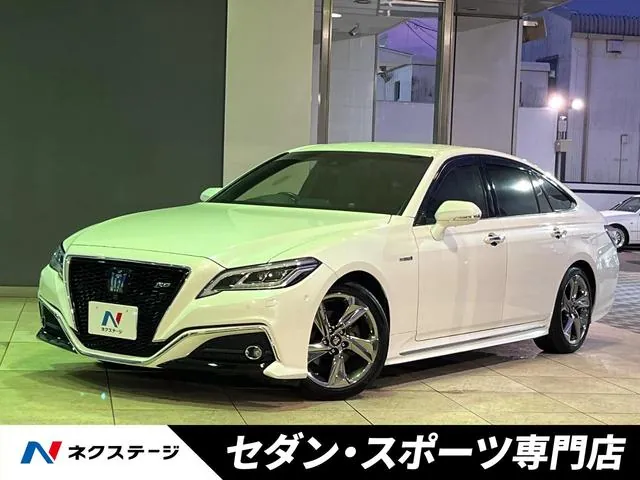 Toyota Crown Hybrid