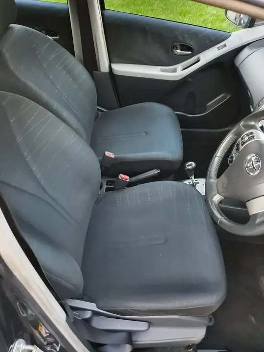 Toyota Yaris 2008 photo 5