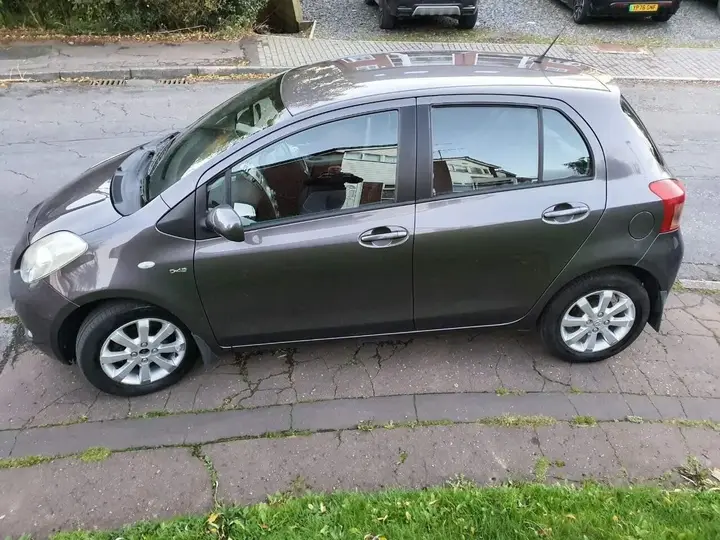 Toyota Yaris 2008 photo 2