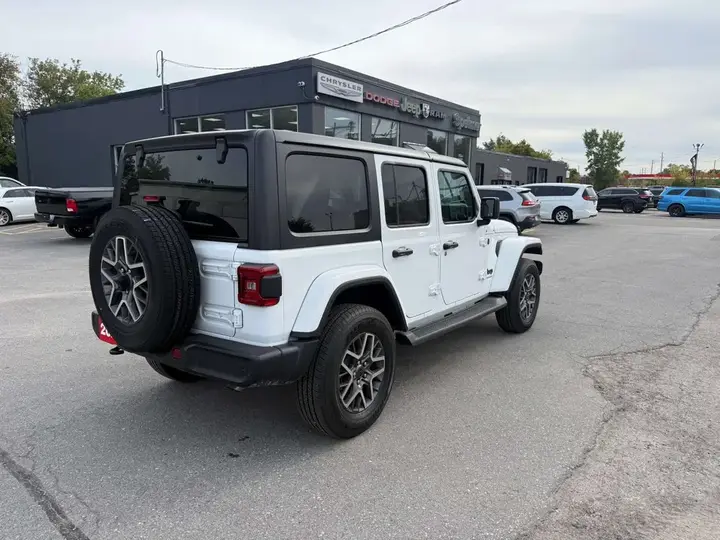 Jeep Wrangler 2026 photo 5