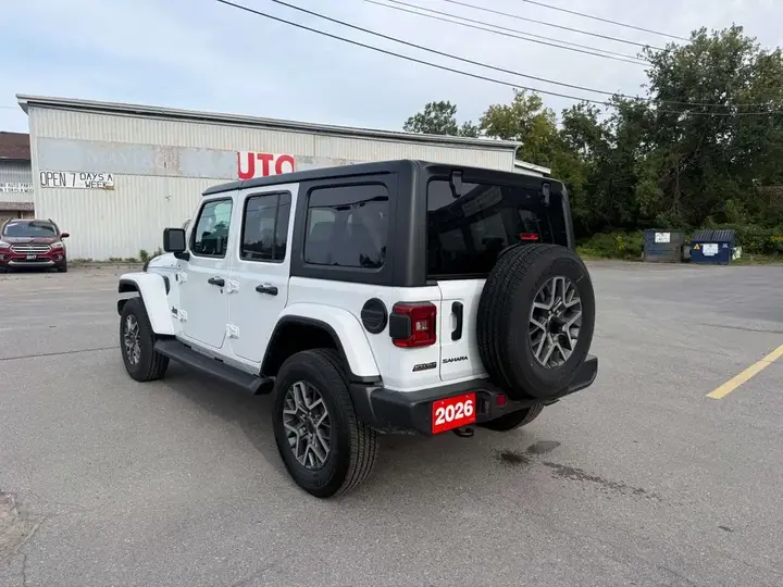 Jeep Wrangler 2026 photo 3