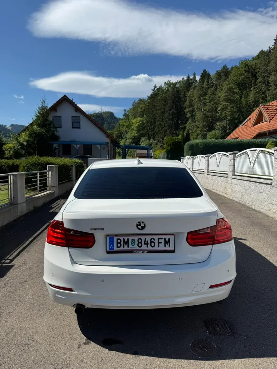 BMW 3 Series 2014 photo 3